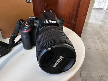 NIKON D3200 obiettivo 18-105