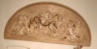 "Bassorilievo decorativo con putti - stile classic