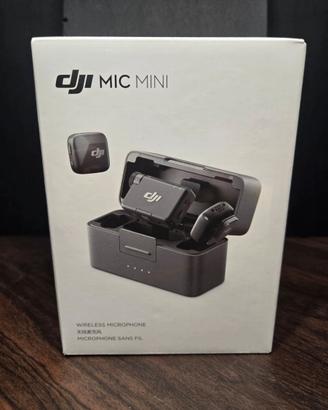 DJI Mic Mini (2 TX + 1 RX + Custodia di ricarica)