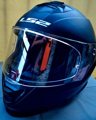 Casco LS2, scarpe Revit, giubbotto Alpine Star