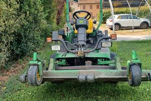 Trattore rasaerba JOHN DEERE 1565 usato
