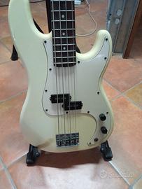 Basso elettrico 4 corde Kramer