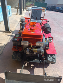 Trattore agricolo multifunzione cingolato 35 cv