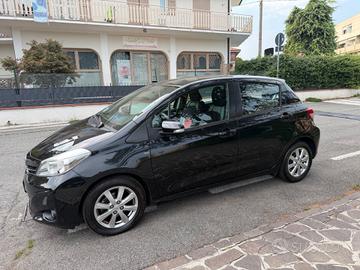 Toyota Yaris 1.3 5 porte Active CVT Stop & Start