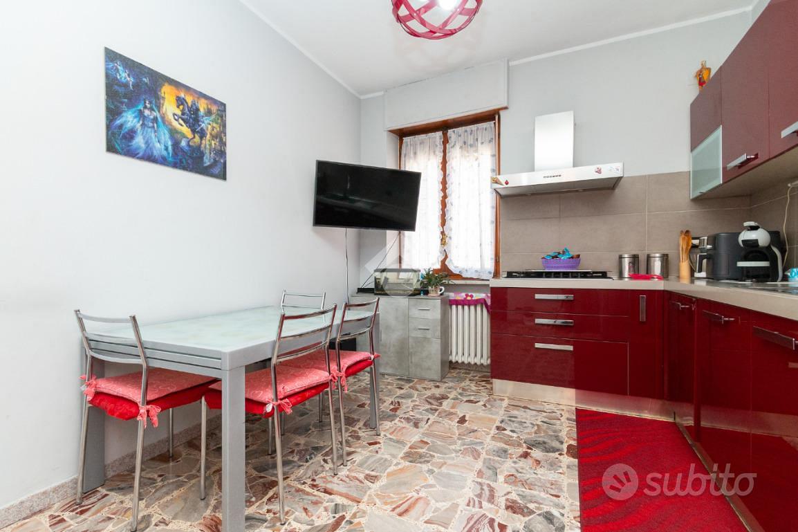 Apartment in Caselle Torinese, Torino - Vista 2
