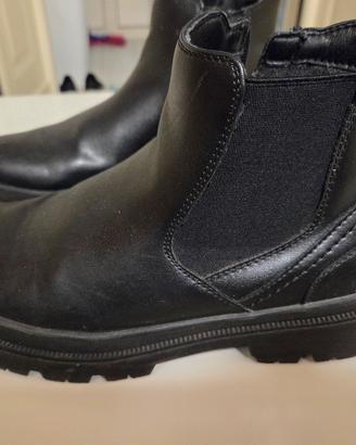 stivaletto uomo in pelle nero