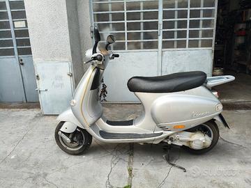 vespa ET4 150 anno 2001