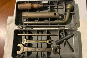 SCATOLA ATTREZZI-TROUSSE FIAT 500 D F L R G EPOCA