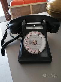 Telefono antico
