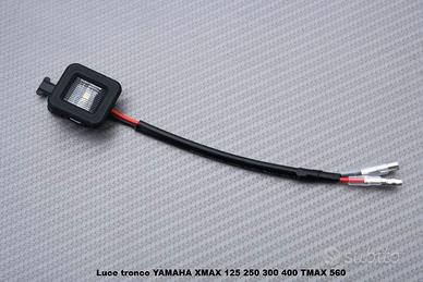 Luce tronco YAMAHA XMAX 125 250 300 400 TMAX 560