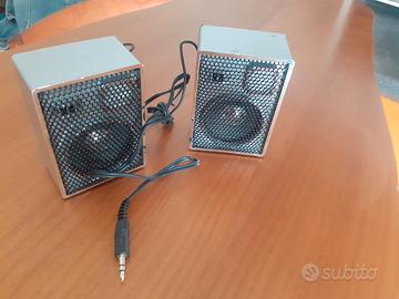 mini speakers stereo