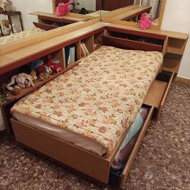 Letto singolo  ad angolo completo come in foto