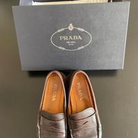 Mocassino in pelle marrone Prada 