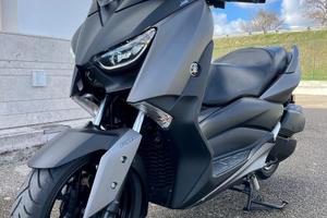Yamaha Xmax 300
