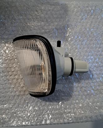 Indicatore di direzione sx per la Lancia Dedra