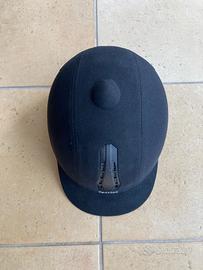 Casco per andare a cavallo