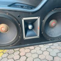 Gladiator mid range 25” 250w rms.