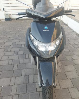 scooter beverly 250