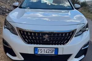 Peugeot 3008 1.5 blue HDI 130cv Bussines