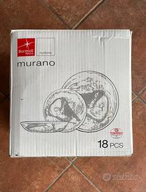 2 Servizi di piatti Bormioli