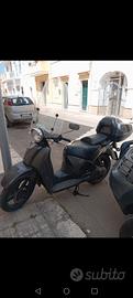 Aprilia scarabeo 125