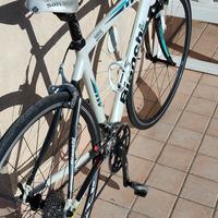 Bici da Strada Bianchi Nivone
