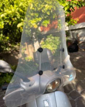 Parabrezza con supporto vespa ET4