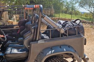 Autocarro jeep cj -7