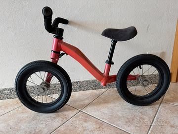 Balance bike Moustache Mercredi 12