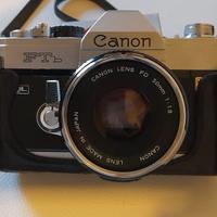 Canon FTb completa di obiettivi, accessori e borsa