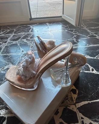 N. 4 modelli di scarpe diversi