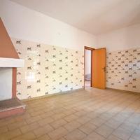 Casa indipendente con cortile privato