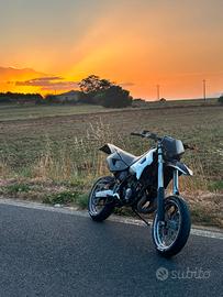 aprilia mx 125