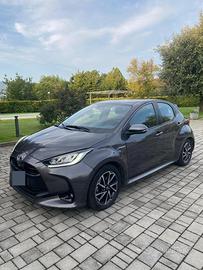 Toyota yaris hybrid unicoproprietario
