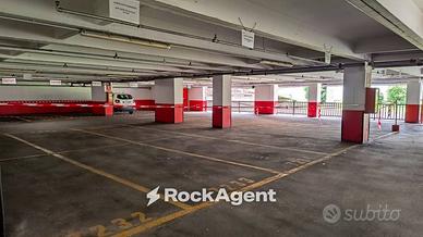 Box / Garage di 13 m² a Torino