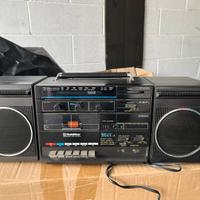 Boom box goldstar radio cassette vintage