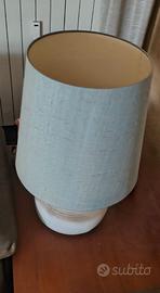 Lampada vintage da tavolo da soggiorno