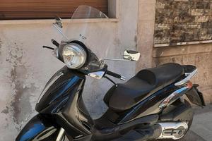 Piaggio Beverly 500