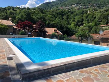 CASA SEMINDIPENDENTE A TAVERNOLA BERGAMASCA