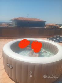 piscina idromassaggio