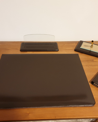 Set da scrivania in pelle