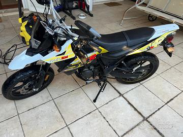 Moto Motard KSR TR 50cc (2020)