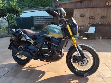 MOTO MORINI SCR 650