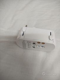 Adattatore Universale da Viaggio (UK, US, AUS, EU)