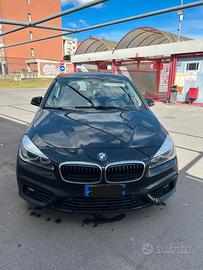 Bmw 216d active touret