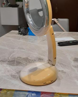specchio luminoso per il bagno