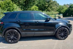Range Rover Evoque Dynamic  Black Edition 