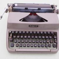 Macchina da scrivere FACIT