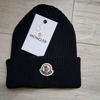 cappellino nero moncler 