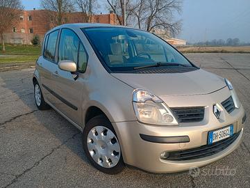 renault modus benzina cambio automatico 